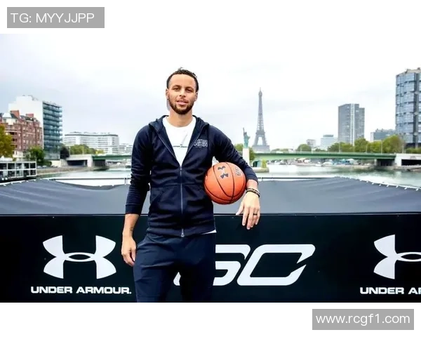 库里赛前训练穿TMac3s向麦迪致敬展现传奇球员的风范