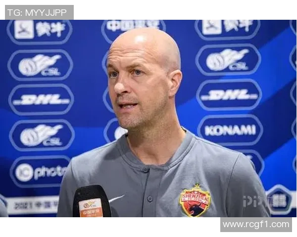 小克鲁伊夫谈离开巴萨原因及在中国执教三年的快乐经历