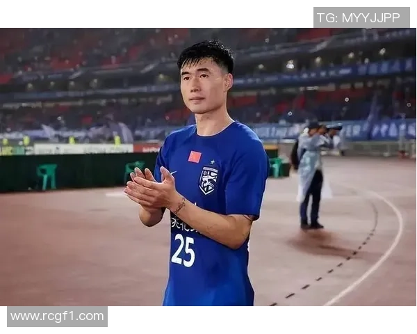 武汉三镇应全力以赴续约邓涵文以增强球队竞争力